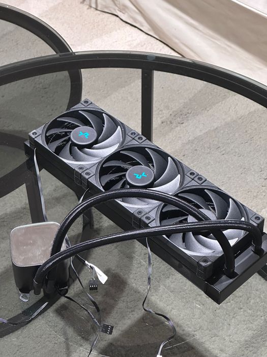 Водно охлаждане DeepCool LS720