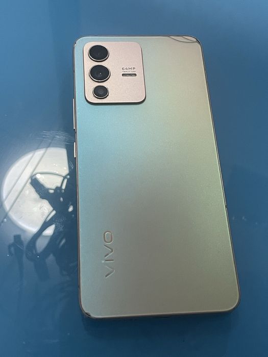 Vivo V23 5G продам