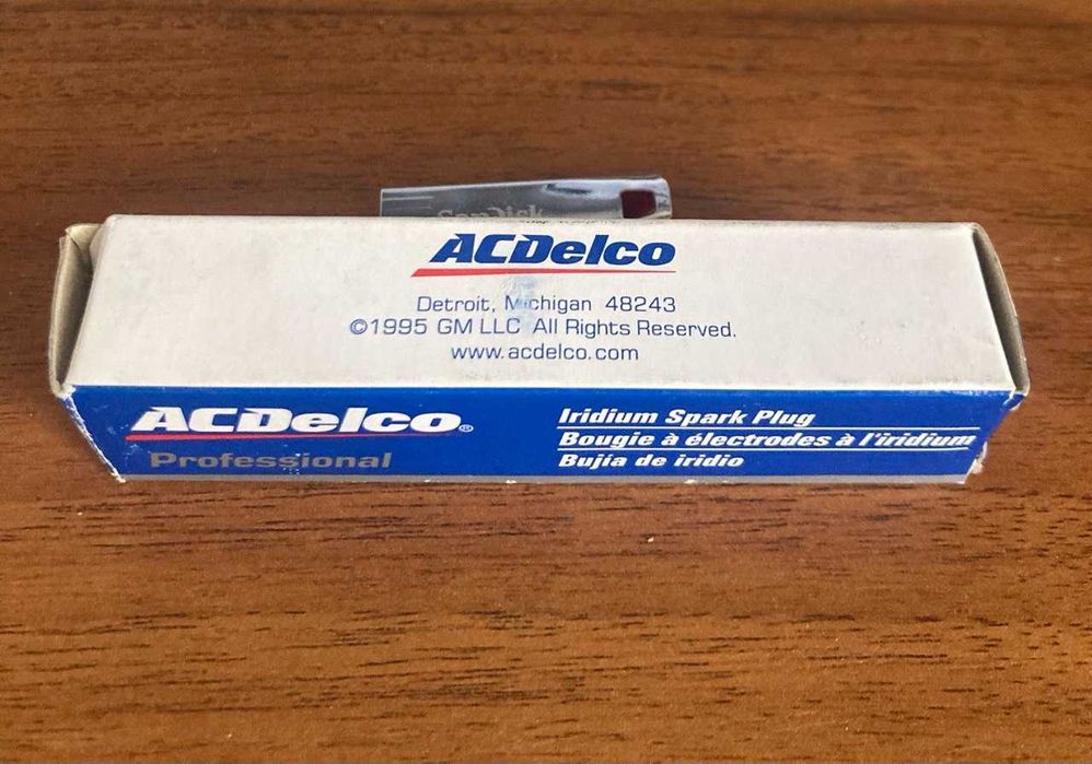 Свечи новые, ACDelco