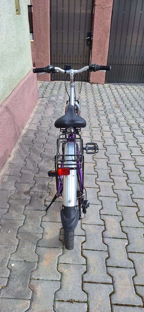 Bicicleta  dama  21 viteze ,roti 24