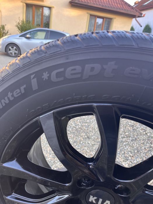 Jante+Cauciucuri Iarna Kia /Hyundai 205/60/16 5x114.3