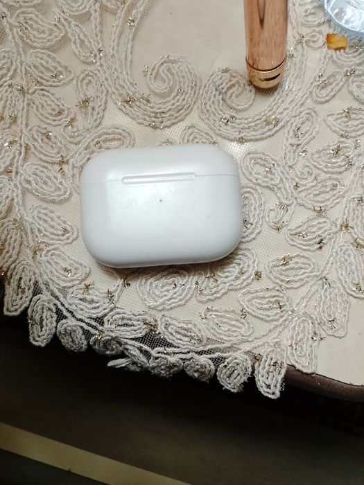 Airpods sotiladi yengide