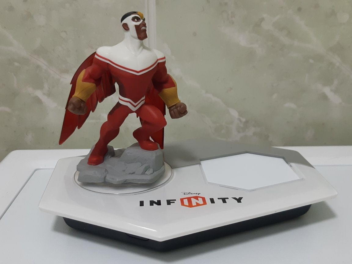 Figurina Disney Infinity  / Falcon