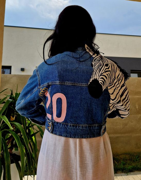 Geaca jeans lucrata manual