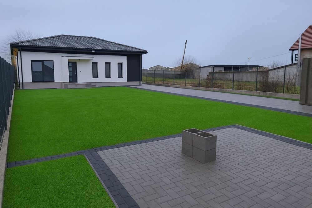 Casa moderna de vanzare