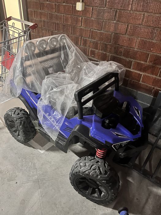 Продам детскую машину