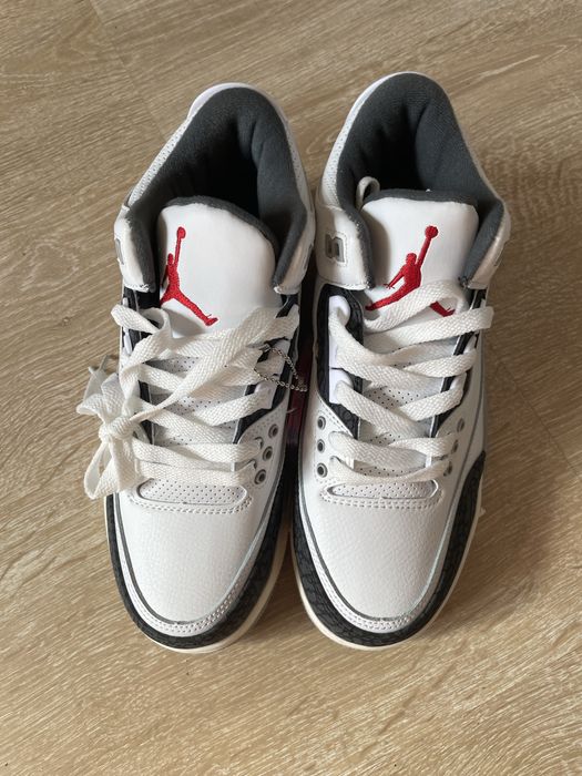 Jordan 3 retro og marimea 40