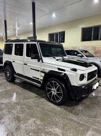 Mersedes benz G 550