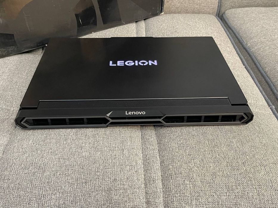 Legion Pro 7 pro Ultra 9 275HX RTX5080