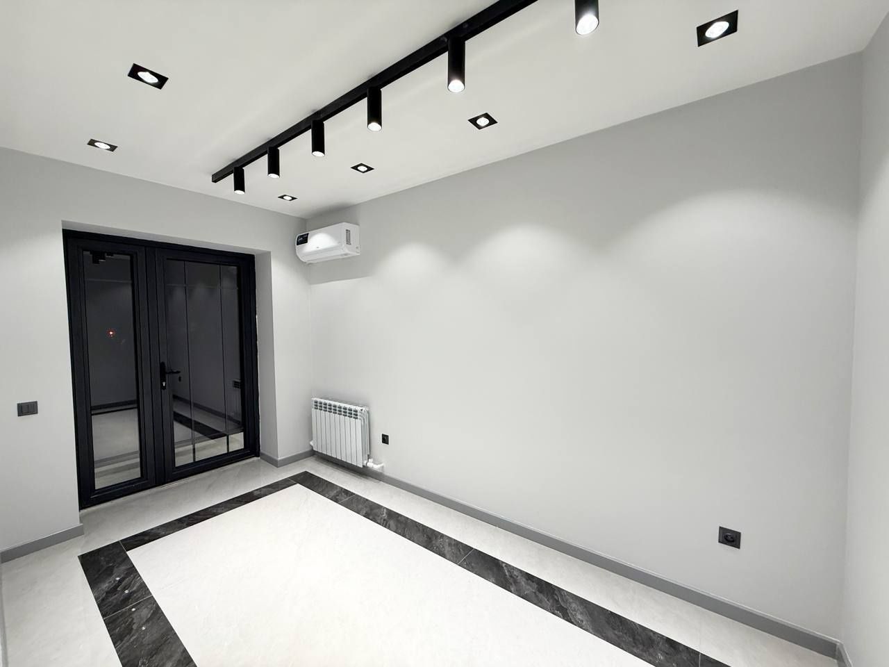 Продажа нежилого помещения Новомосковский 90м² вдоль дороги
