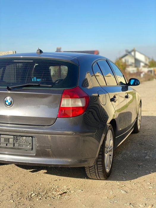 BMW seria 1 , an 2005