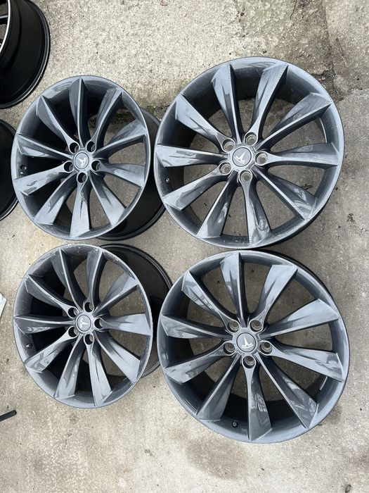 21цола 5x120 Tesla S,Тесла S 4бр Оригинални