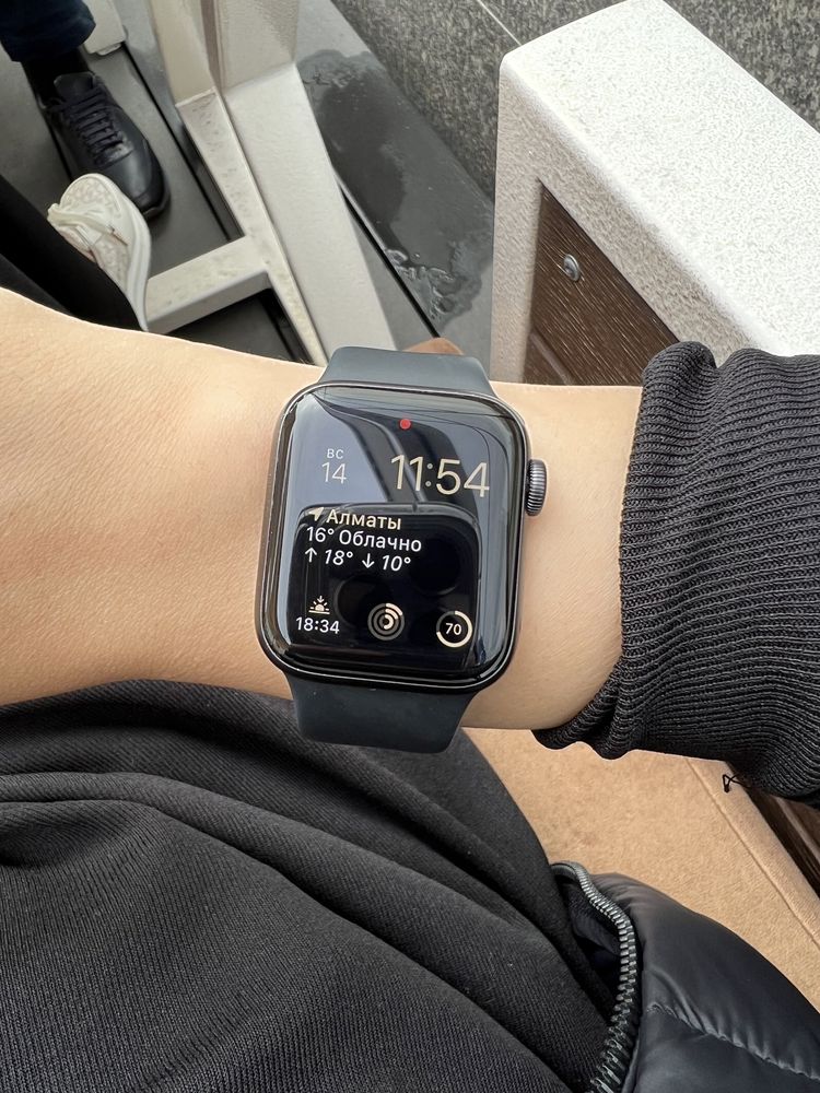 Apple watch series 5