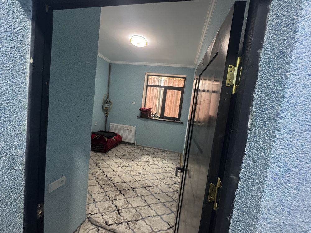 Ijaraga 2 xonalik uy beriladi 4 etaj