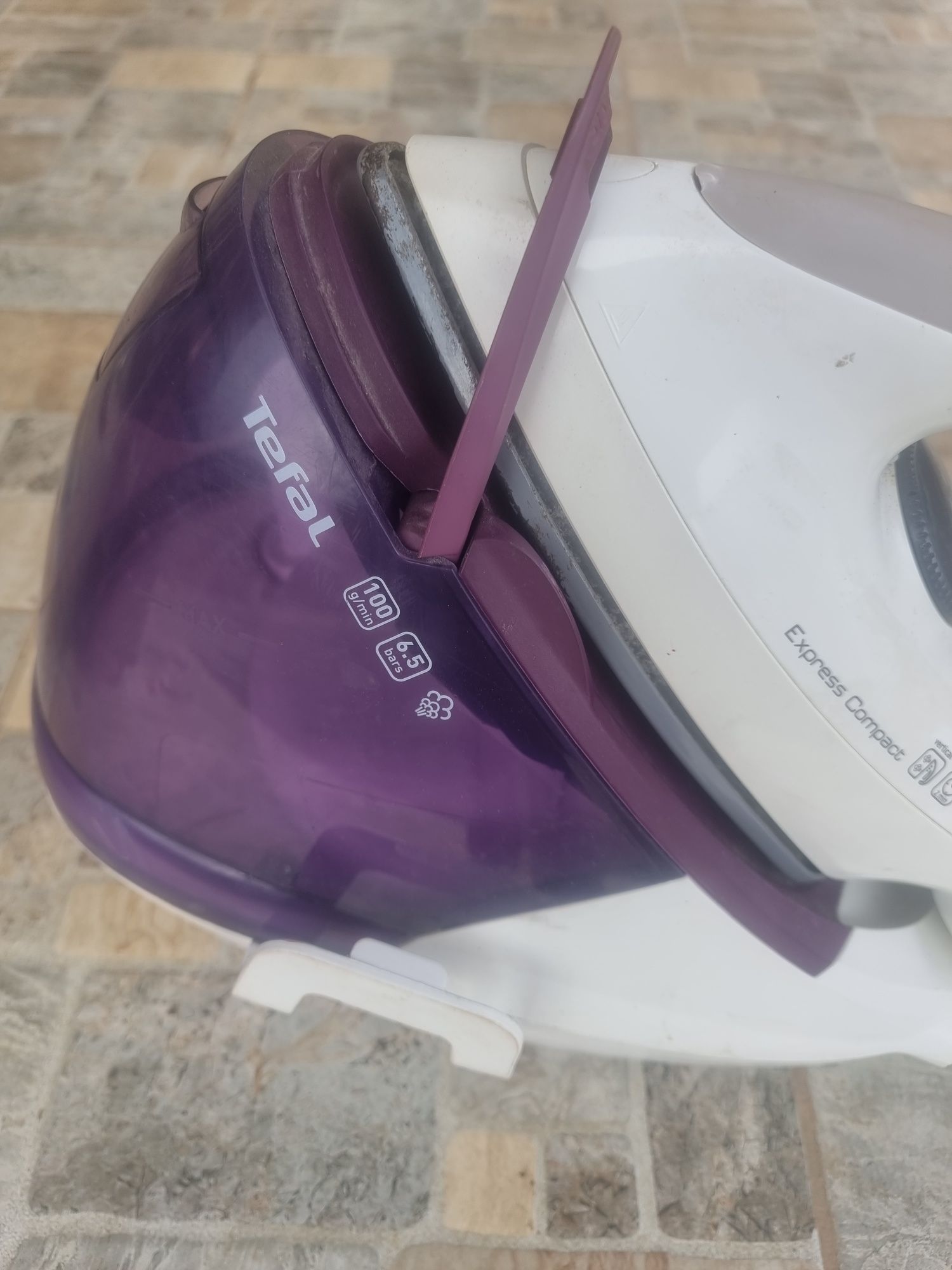 Statie calcat tefal