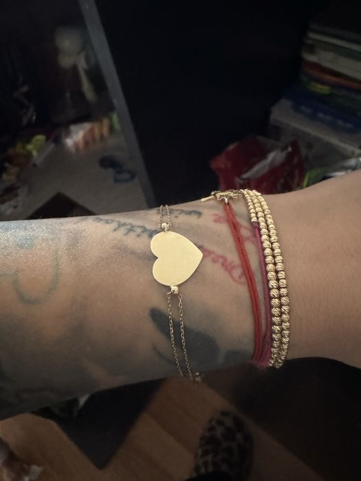 Bratara aur 14k inimioara