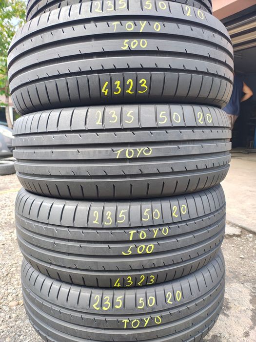 235 50 20 Toyo noi 4323