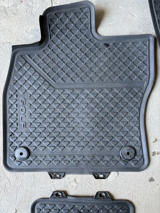 Covorase cauciuc originale VW Golf VII