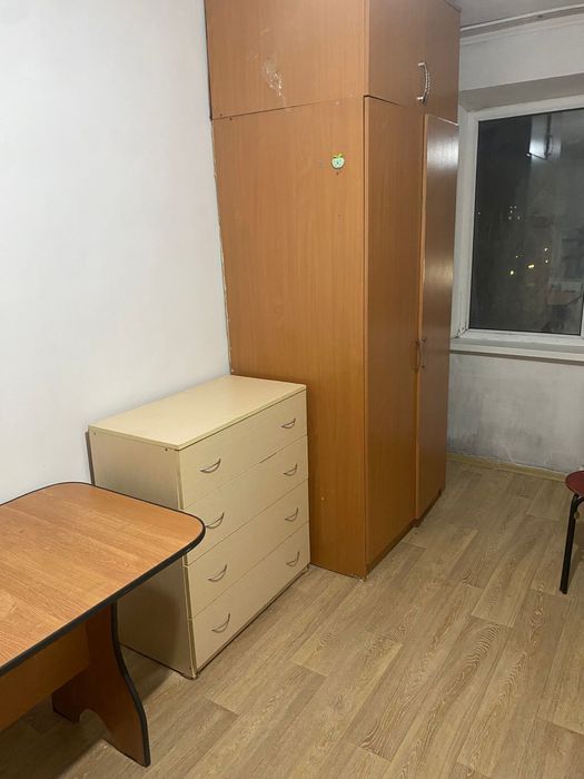 Шкаф, стол, диван, комод