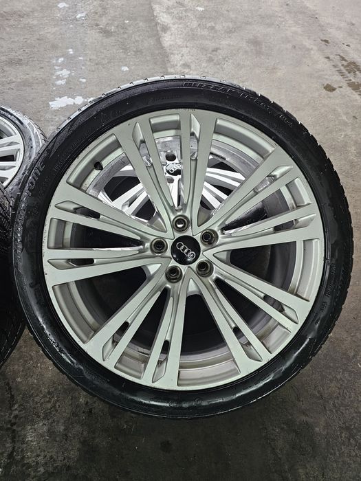 Jante 5x112 cu Anvelope 255/40R20 M+S DOT 2022
Anvelope 255/40R20 M+S