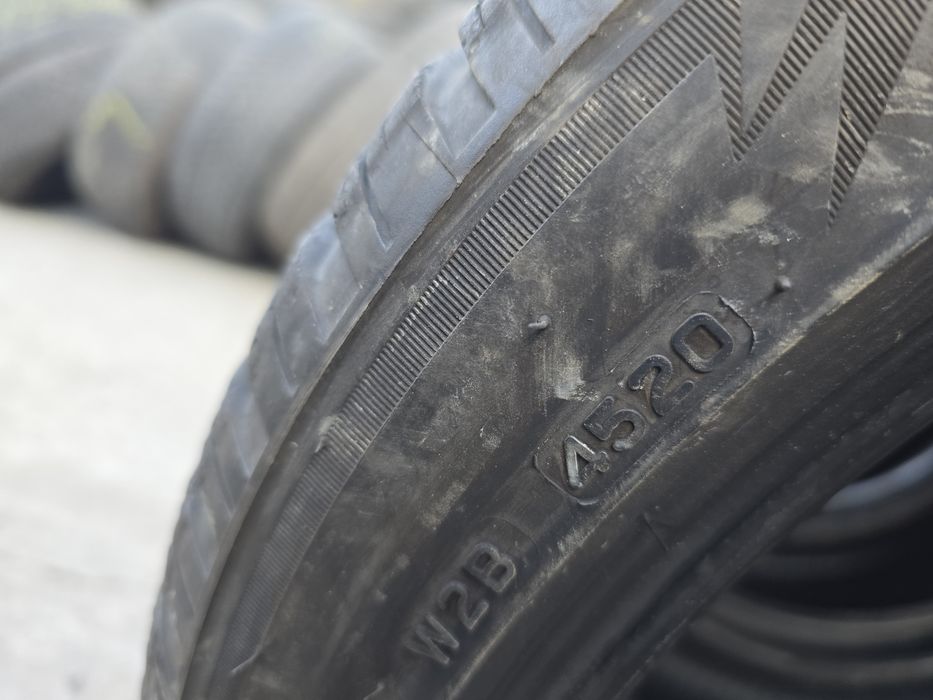 Anvelope de iarna 225-45r17 Bridgestone