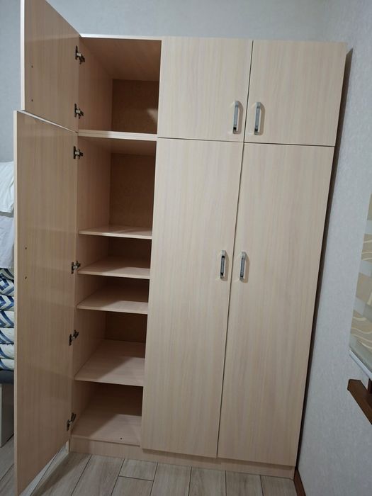 Шкаф …………………………….