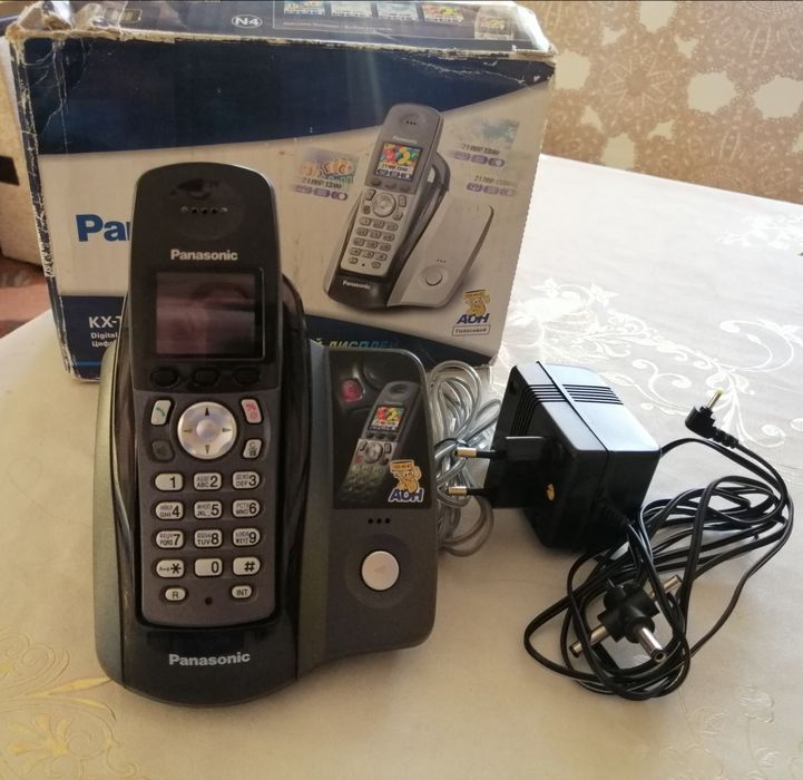 Продам цифровой беспроводной телефон Panasonic