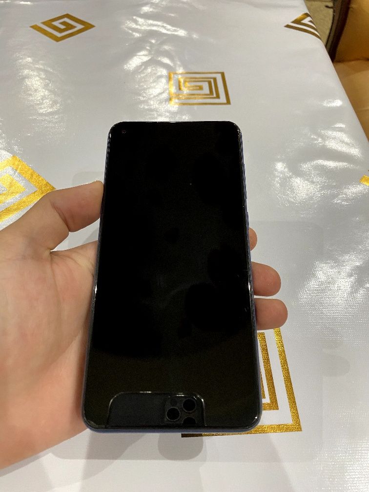 Срочно продаается Redmi note 9
