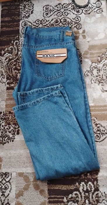 Vând pantaloni bărbați