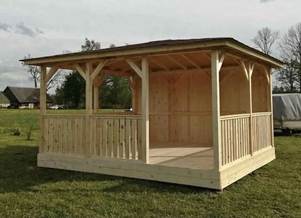 Vând foișore din lemn masiv la cele mai mici prețuri