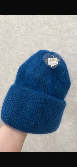 Шапка шерсть новая 10000тг