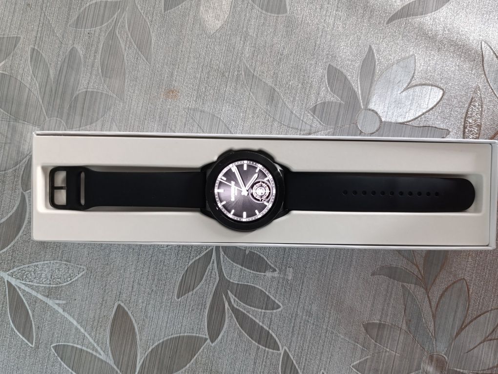 Смарт часовник Xiaomi watch s3