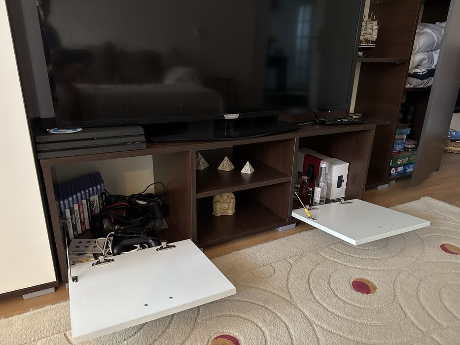 Vand mobila living/sufragerie Staer