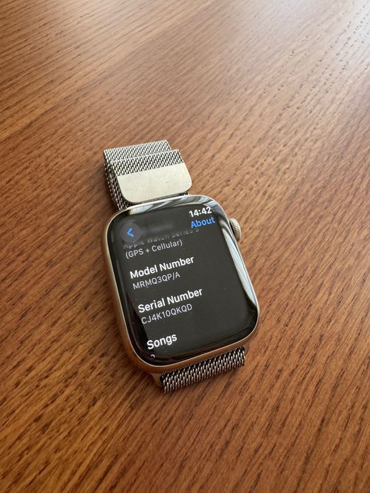 Apple Watch Series 9 GPS + Cellular 45mm