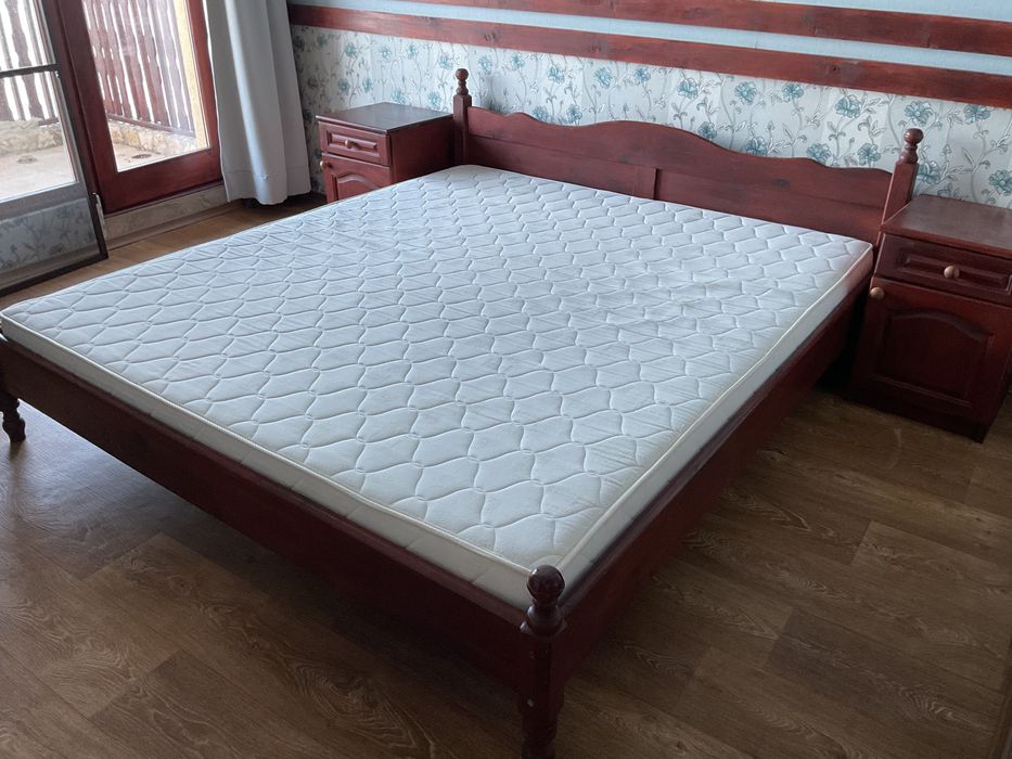 Легла за матрак с размери 164/190см и 82/190 см