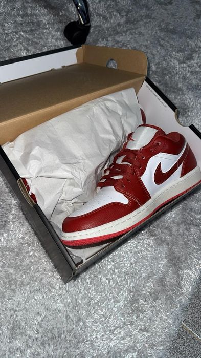 Нови оригинални маратонки Air Jordan 1 Low SE Special edition номер 43