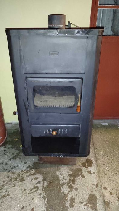 Камина с водна риза Прити