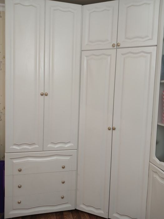 Угловой шкаф + два шкафа