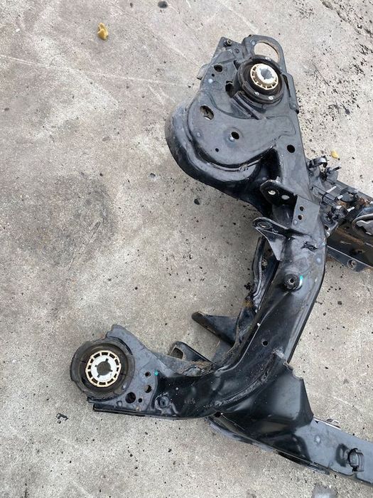 Punte spate VOLVO S90 2018+ 32268549