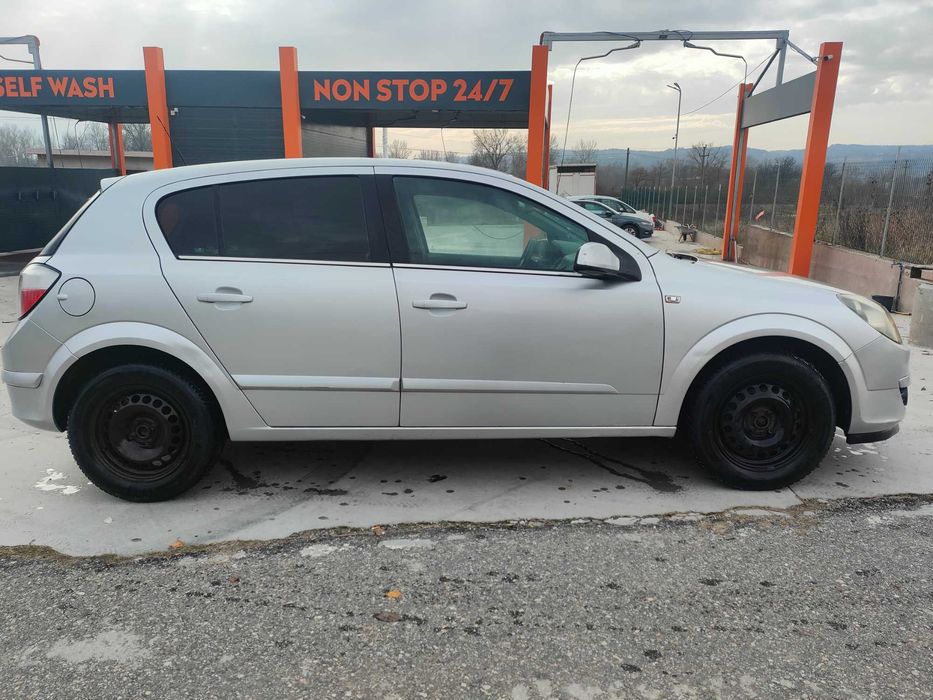 Opel Astra H - Motor 1.4 Benzină - DISTRIBUȚIE PE LANȚ