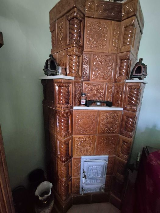 Vând 2 sobe de teracotă montate.