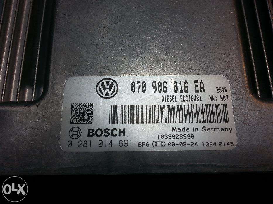 Calculator motor VW T5 2.5 TDI174CP EDC 16U31 070906016EA