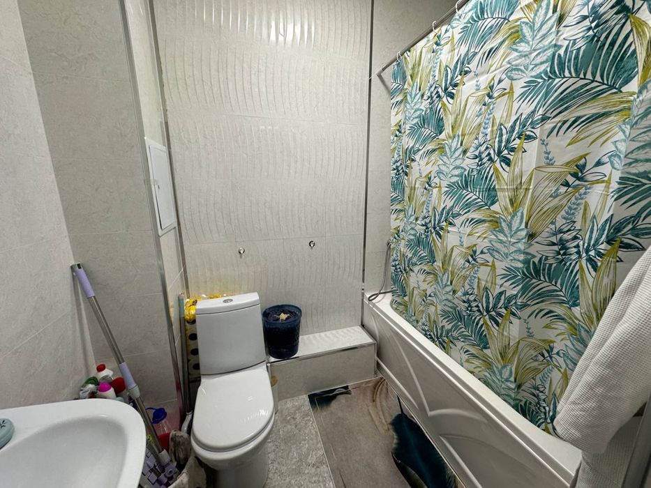 Срочно продается 1в2/1/6 кирпичный дом ор-р Карасу 6 Академия милиции