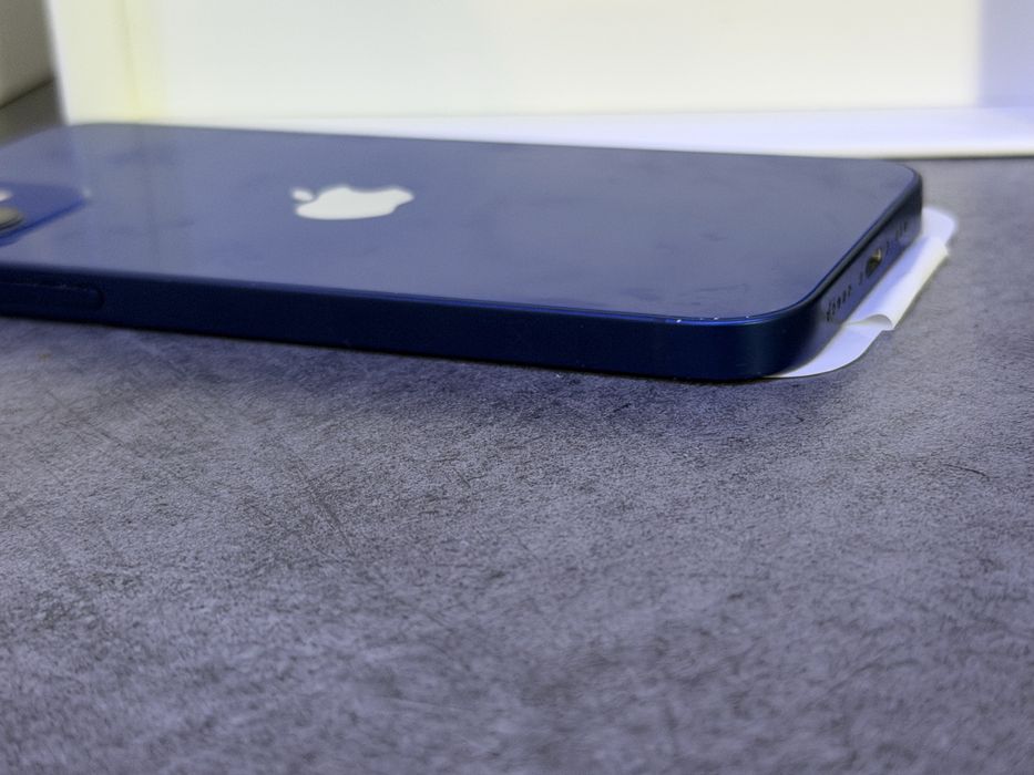 Бартер като нов iPhone 12 128gb blue 100-%