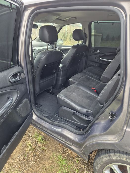 Vând Ford S-max 2012