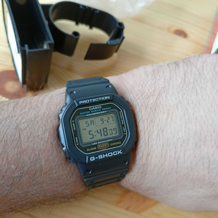 нов Casio g shock dw5600 reissue на оригиналният дизайн от 1983-та