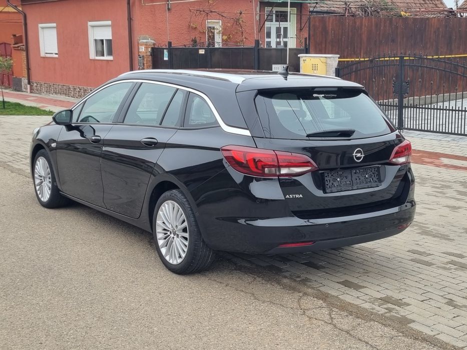 Opel astra k 1.5 d 122 cp  54000 km bi xenon led matrix Nav
