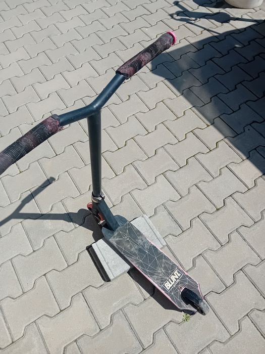 Vand trotineta freestyle custom Blunt one s3