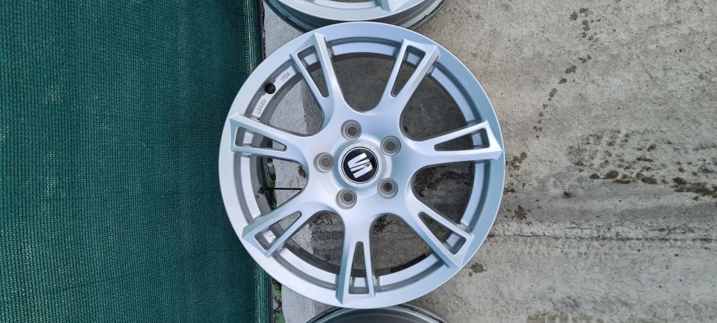 Set jante aliaj originale Seat R16 5x112 in stare foarte buna!