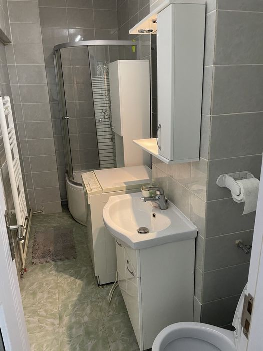 Închiriez apartament cu o camera Gheorgheni